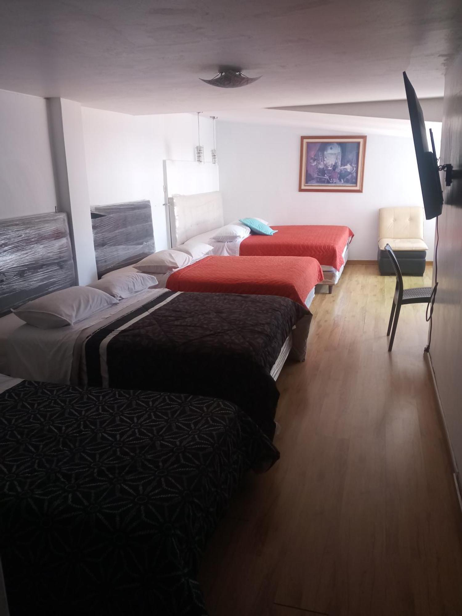 Hostal Capri Quito Zewnętrze zdjęcie
