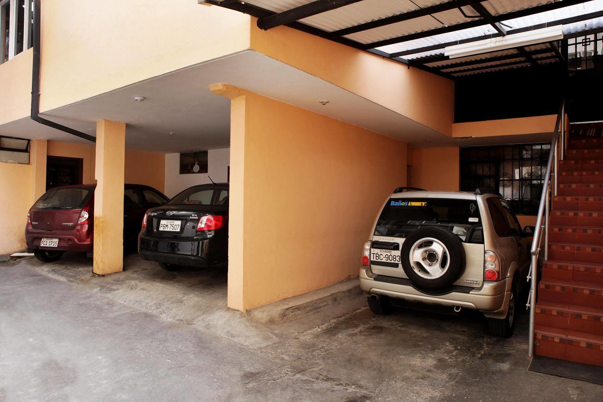 Hostal Capri Quito Zewnętrze zdjęcie