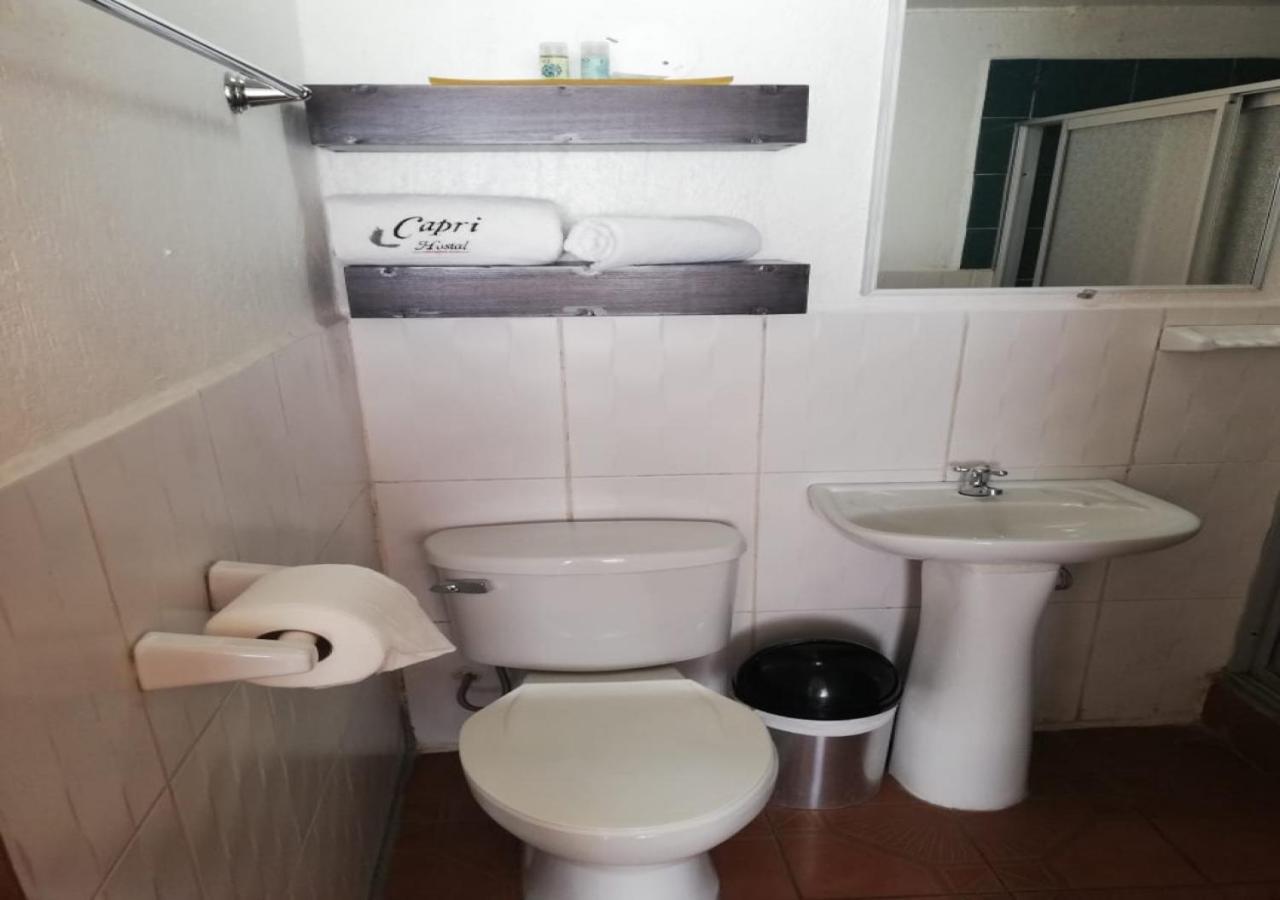 Hostal Capri Quito Zewnętrze zdjęcie